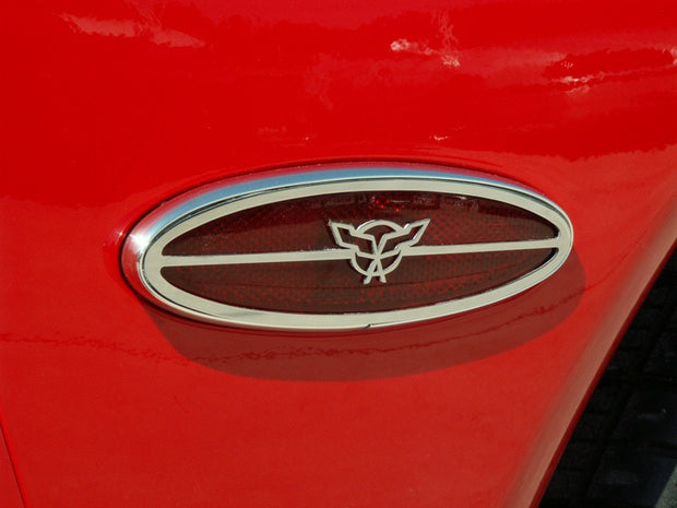 032033 c5 Corvette Side Marker Light Trim c5 logo