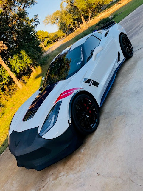 NoviStretch FBM750V front bumper mask fitted to a white wide-body C7 Corvette, front three quarter view