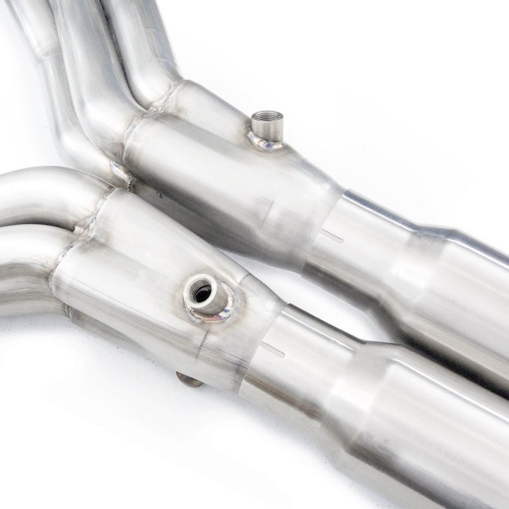 O2 sensor bungs in the X-pipe on Stainless Works C7188CAT for C7 Corvette Z06 LT4