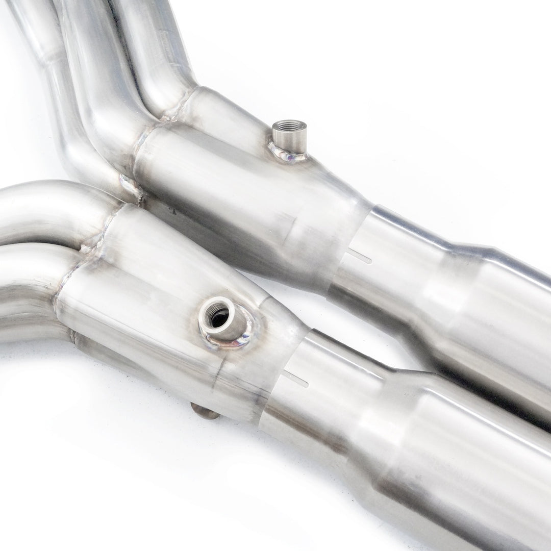 O2 sensor bungs on the X-pipe section of Stainless Works C72CAT for C7 Corvette LT1 headers system