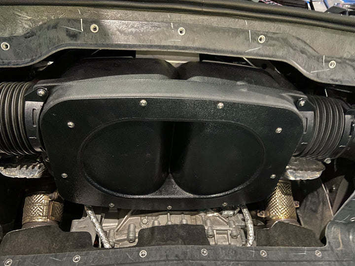 Halltech Hornet intake installed in 2020–2026 C8 Corvette Stingray engine bay