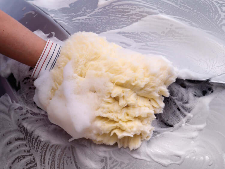 weather tech washing mit